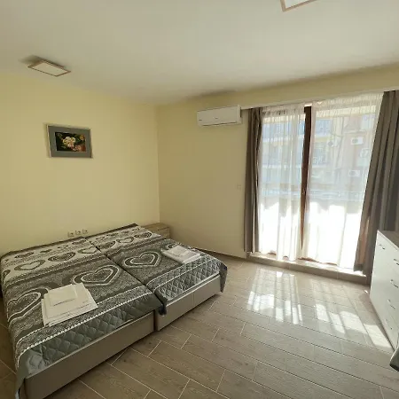 Sea View 2br Lejlighed