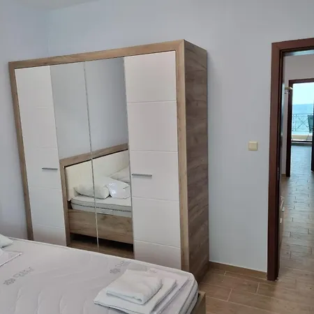 Sea View 2br Apartment Sozopol
