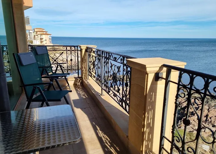 Sea View 2br Апартамент Созопол